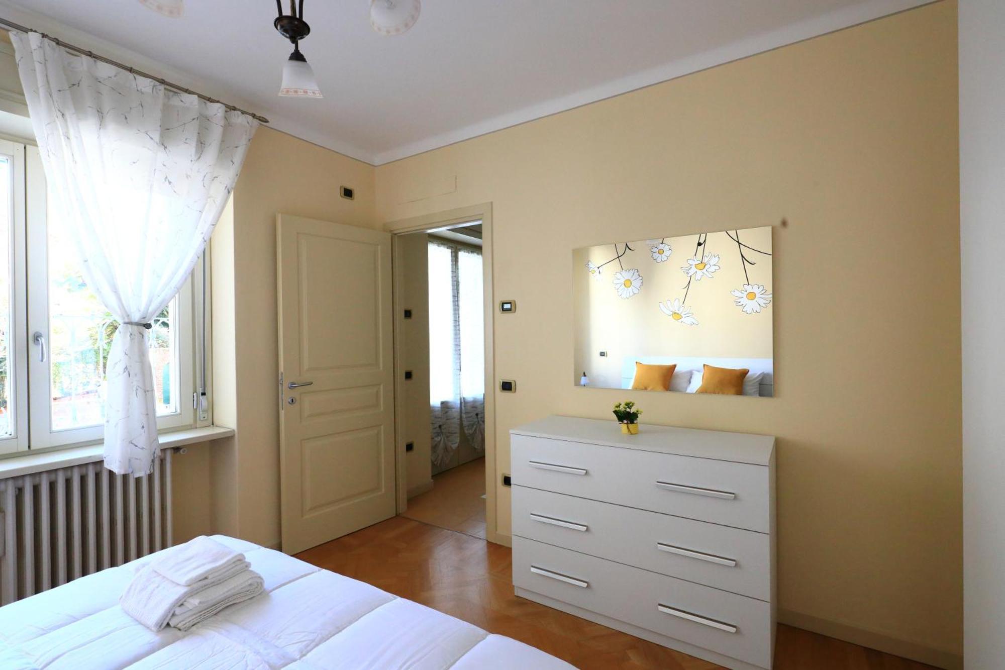 Da Meggy Apartment Stresa